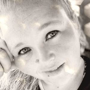 Meet your Posher, Vivian